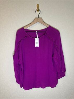 NWT Lea & Nicole Magenta Ruffle Sleeve Blouse - Large